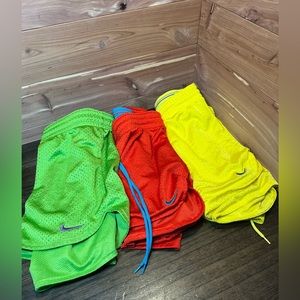 Ladies Medium Nike Mesh Shorts